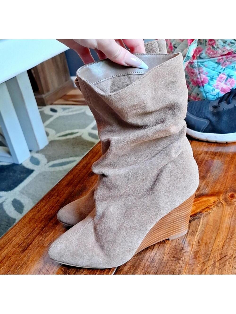 NWT Neiman Marcus Slouch Taupe Wedge Heels Bootie Size 7.5